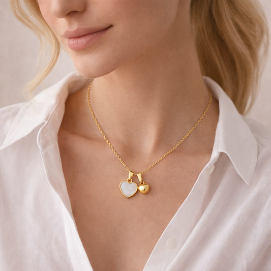 Colgante Corazón Doble Dorado | Collar Elegante y Romántico para Mujer – Ohanna Collection