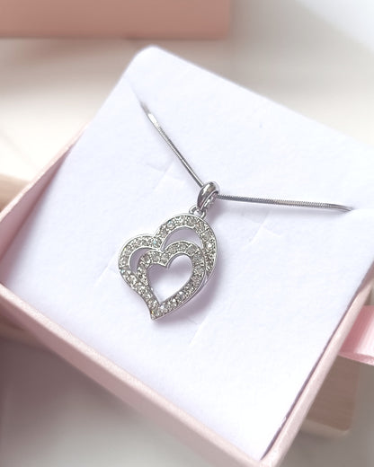 COLLAR DOBLE CORAZÓN CON COLGANTE CRISTAL CHECO