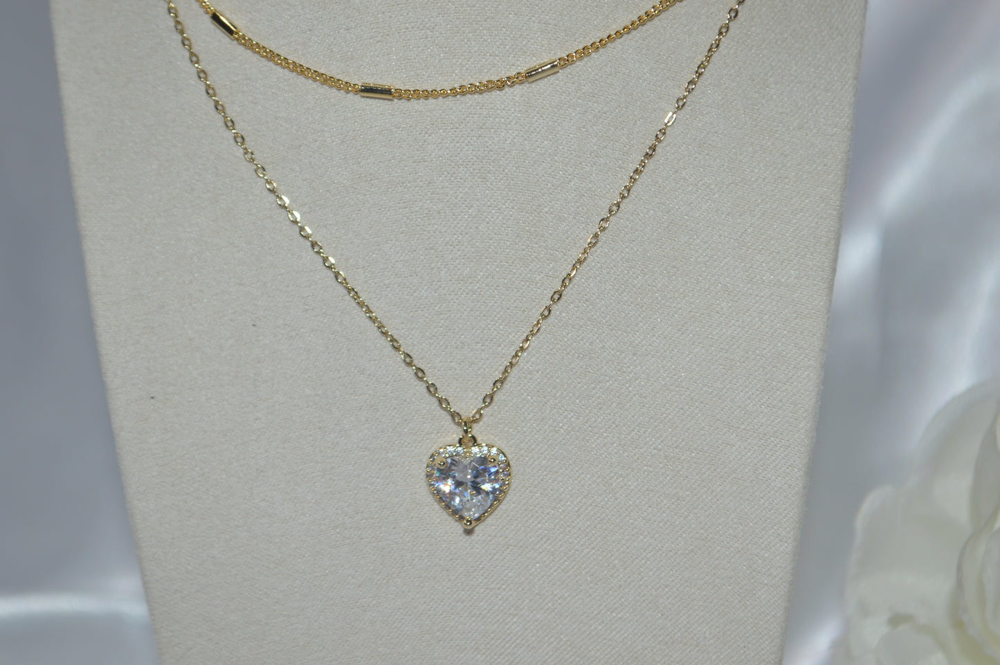 Collar doble dorado corazón diamante