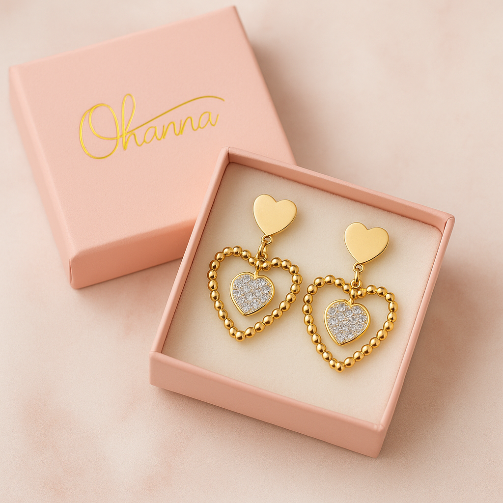 Pendientes Corazón Doble Dorado – Brillo y Romanticismo