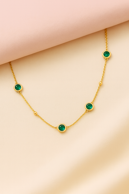 Collar piedras  esmeralda verde