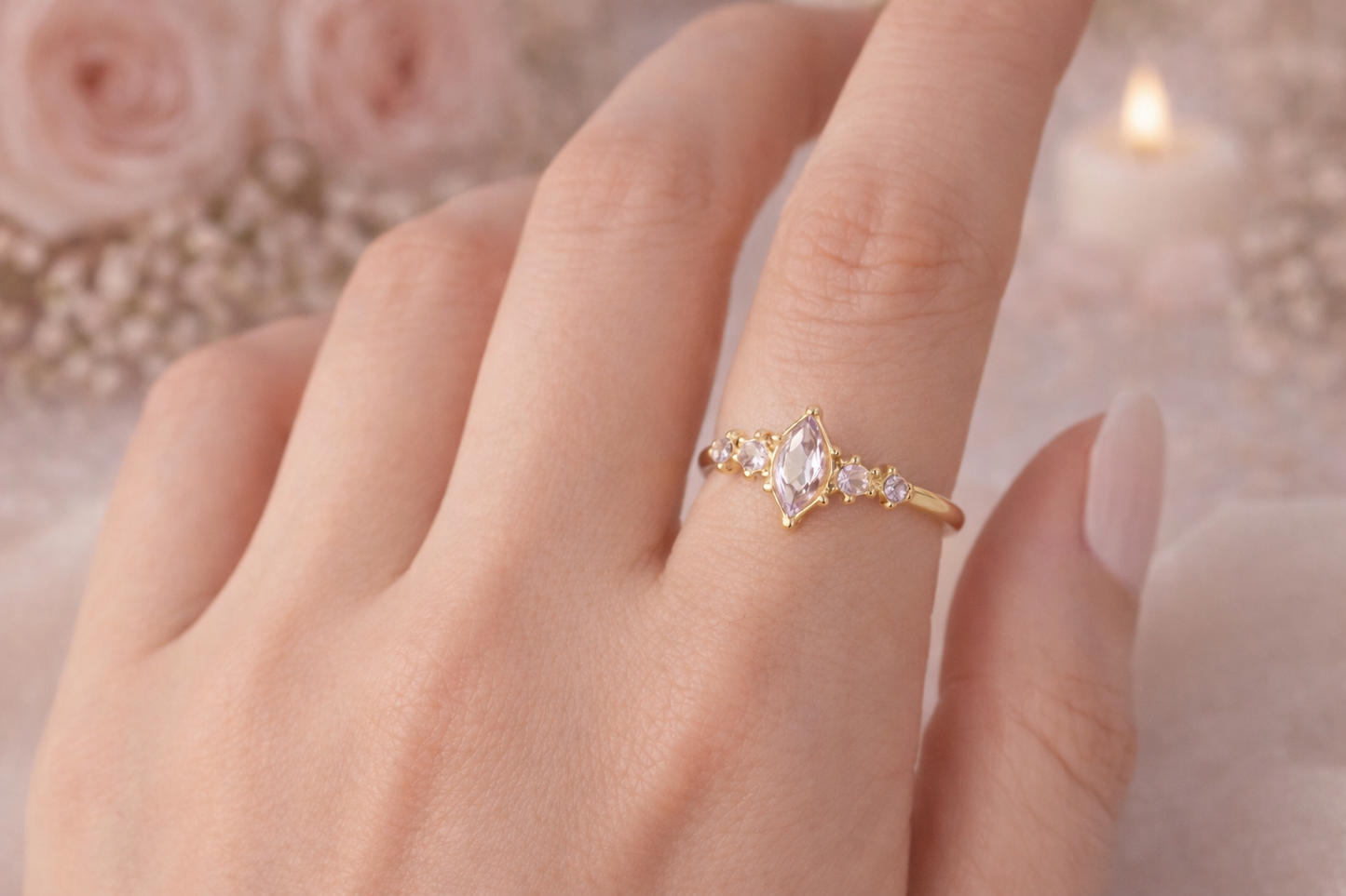 Anillo Ajustable Dorado con Cristal Rosa bañado en oro 14 quilates